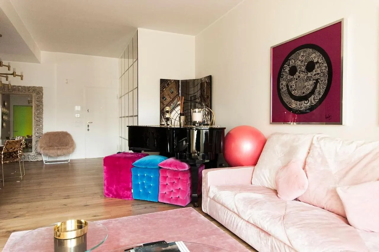 Luxury Designer Space In Shopping District Milan
